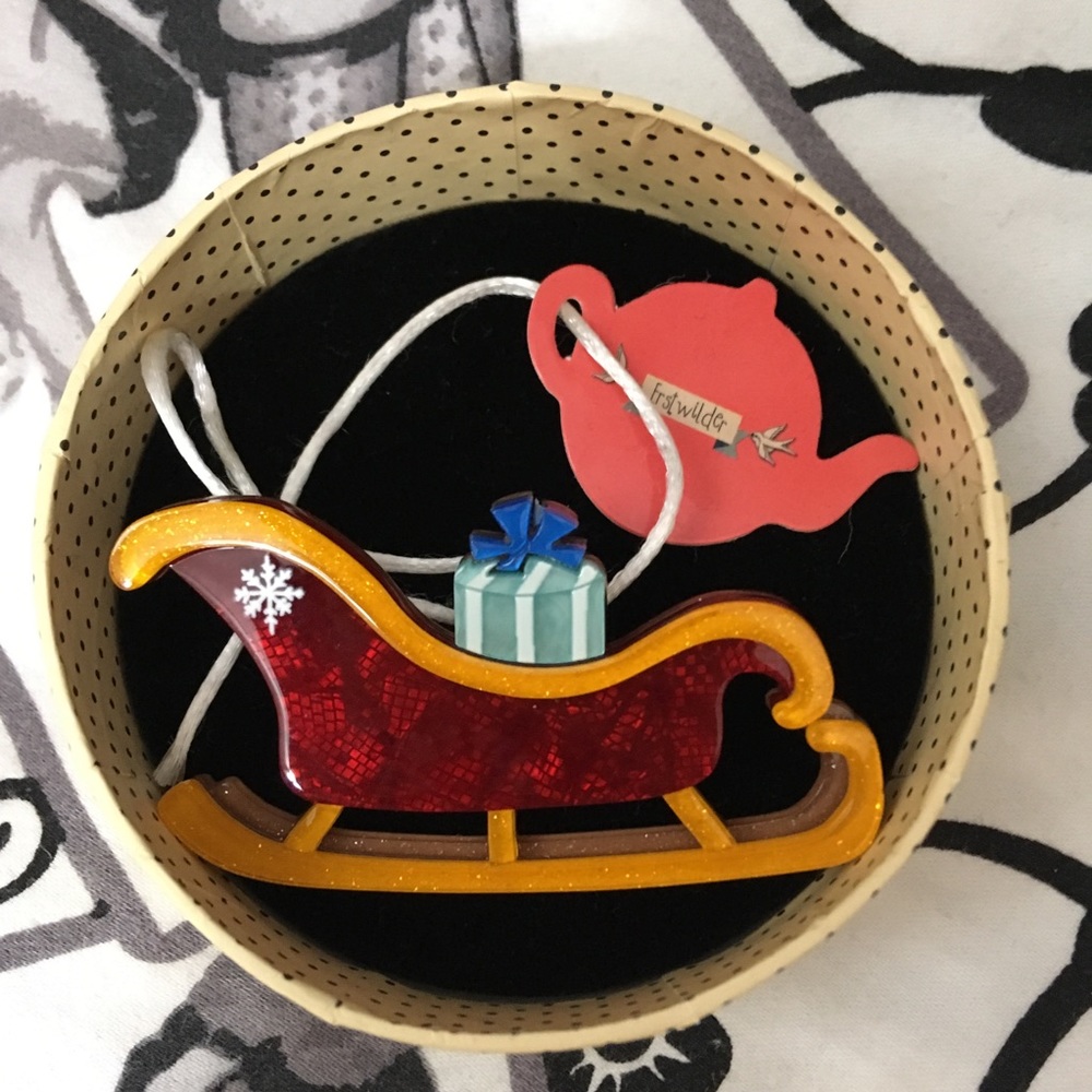 Erstwilder Jingle Bells Brooch